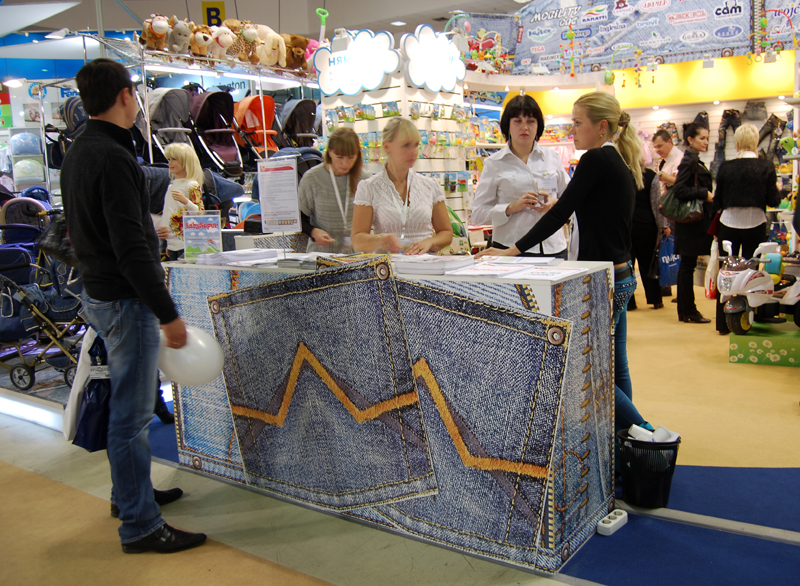 Эксклюзивный стенд для выставки "Мир детства-2010"