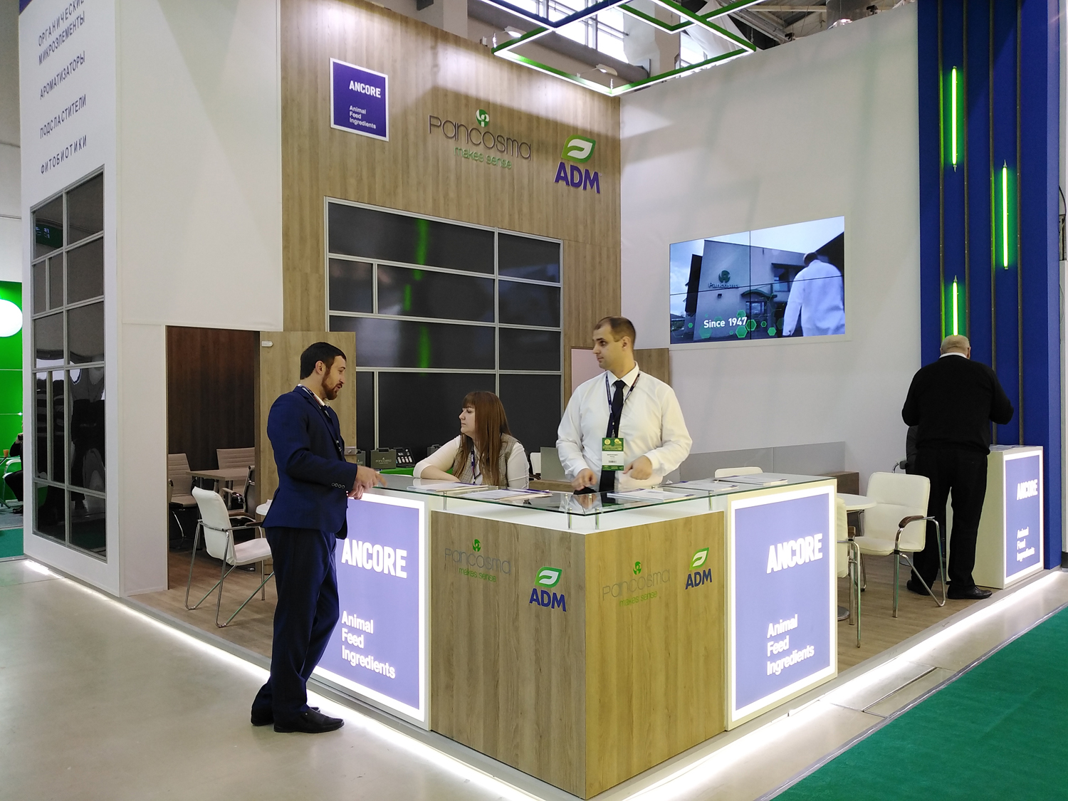 Эксклюзивный стенд для компании "ANCORE"